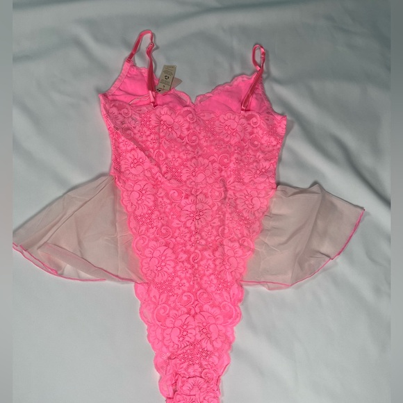 We Are Hah Rose Quartz/ pink Maid To Wear Lace Body Suit  Size S NWT - Picture 7 of 13